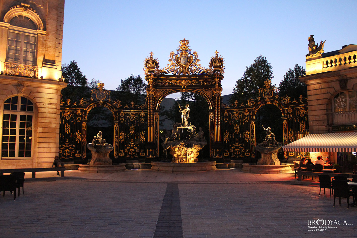 Place Stanislas by night